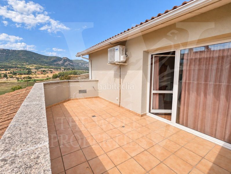 Foto 948b0737-a6bc-4d08-9900-f38e12954c4e. Casa aparellada amb calefacció aparcament a Balenyà