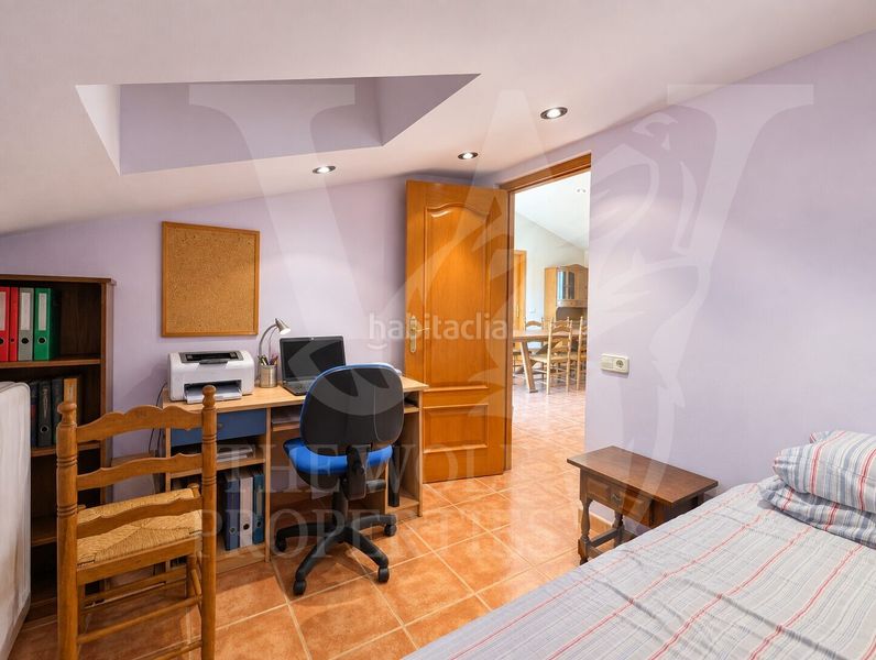Foto b0a91c23-4766-4cd9-afa2-c85e8e890faf. Casa aparellada amb calefacció aparcament a Balenyà