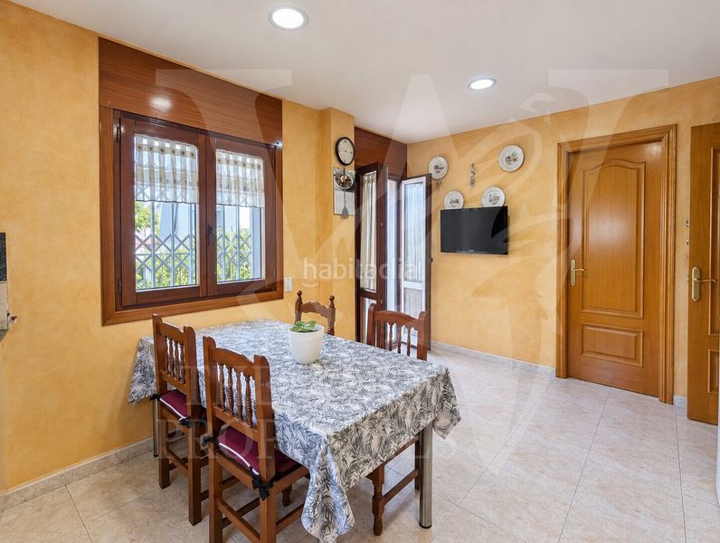 Foto f29733fa-e206-4f46-9100-681928f52347. Casa aparellada amb calefacció aparcament a Balenyà