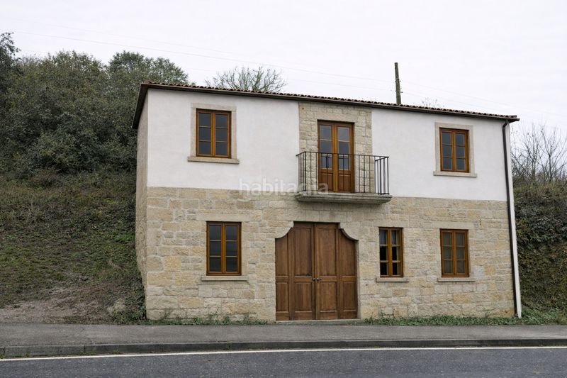 Foto 4ba1a708-5c05-48d4-bb4e-9fb33ffe9af2. Casa a Covelo (O)