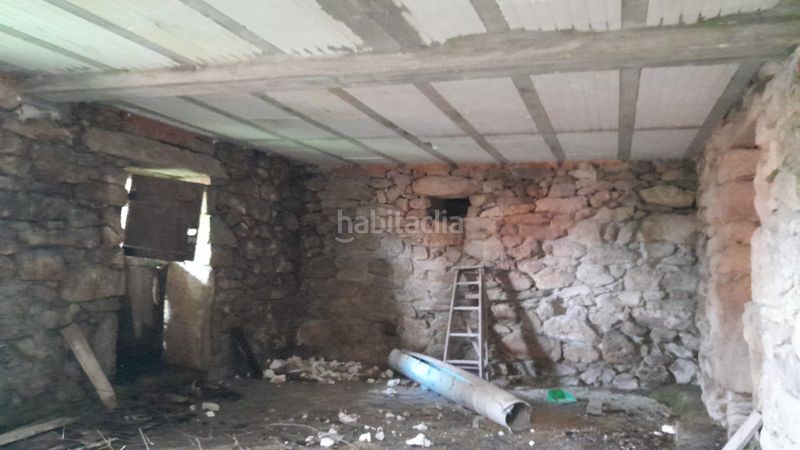 Foto 6d339bee-ba80-4112-90b3-d3921623b51a. Casa a Covelo (O)