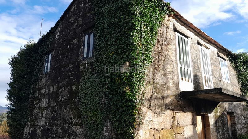 Foto b7494821-52df-4118-91a8-8cb83e651b93. Casa a Covelo (O)