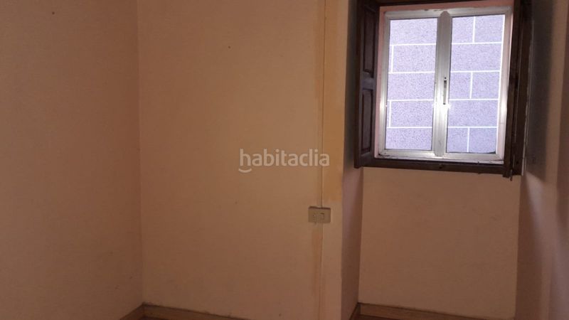 Foto 5eea125f-0d76-4d59-be5c-122695b1ba9a. Casa amb xemeneia calefacció aparcament a Covelo (O)