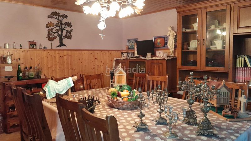 Foto 6848a519-0786-40a2-84b6-c0e5ab1036bf. Casa amb xemeneia calefacció aparcament a Covelo (O)