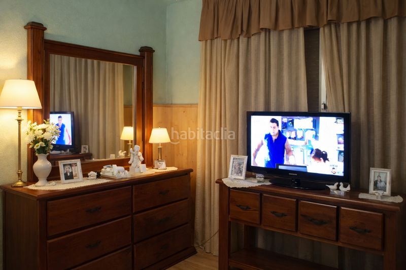 Foto 75398f88-1228-4eb8-8194-d9188215e8d4. Casa amb xemeneia calefacció aparcament a Covelo (O)