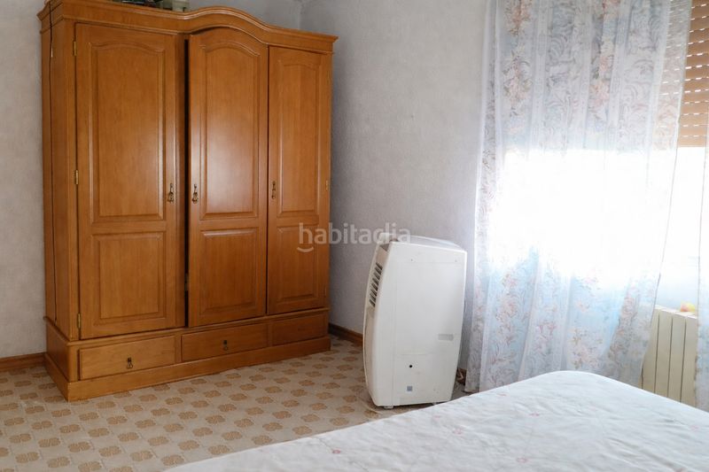 Foto bde5b1bc-c245-4d99-a2e3-fefaa0fc706b. Casa amb xemeneia calefacció aparcament a Covelo (O)