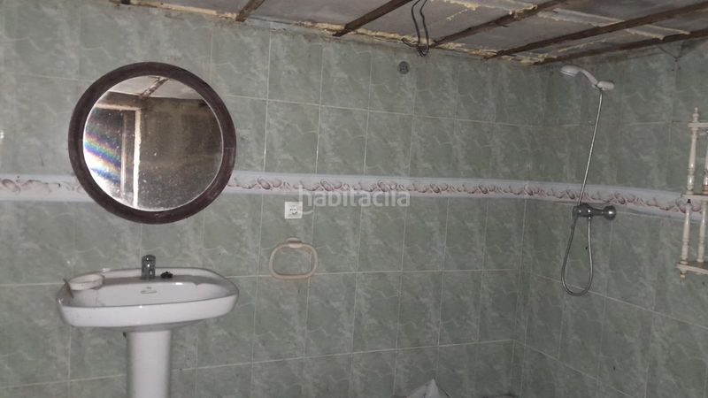 Foto cd49d19b-dcda-450f-9c7a-caf7faef00ee. Casa amb xemeneia calefacció aparcament a Covelo (O)