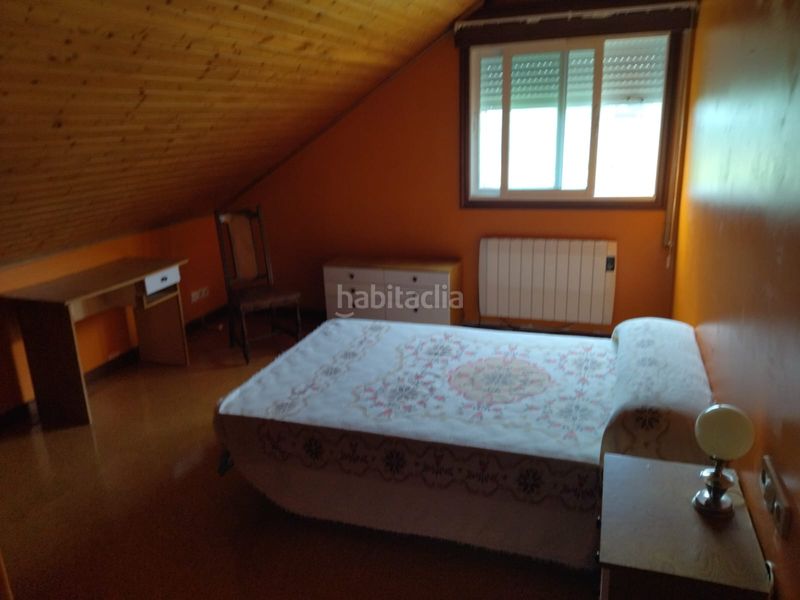 Foto 39e92f37-4672-48b2-9e61-e6786db278aa. Xalet amb xemeneia calefacció piscina a Ponteareas