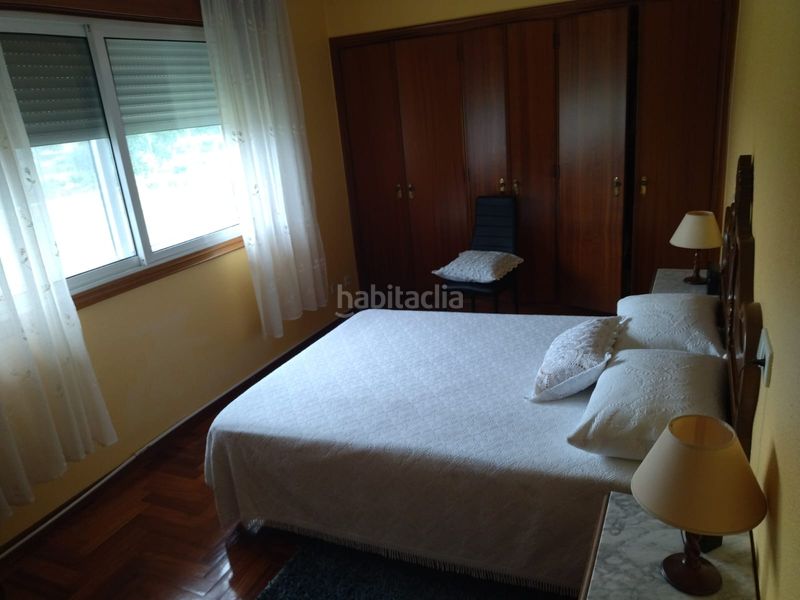 Foto 6c3ce9c7-f2cb-4ce1-930f-a6c4c2bdf0eb. Xalet amb xemeneia calefacció piscina a Ponteareas