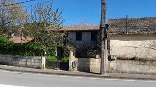 Casa in Cañiza (A). Oportunidad única: conjunto de 3 viviendas con gran potencial tu