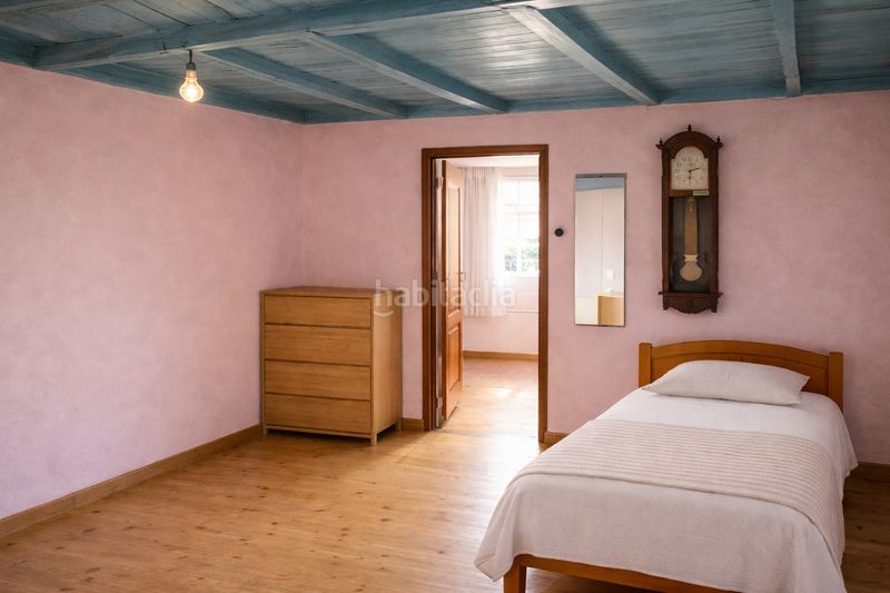 Foto 5ec6fad2-fc18-4a3e-bd96-419fd8d82eeb. Casa amb aparcament a Cañiza (A)