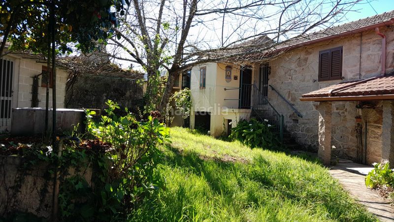 Foto a51825db-c951-41d0-a3c3-e1061b9df40d. Casa amb aparcament a Cañiza (A)