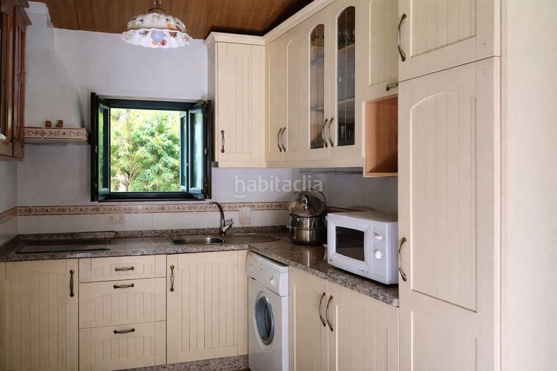 Foto d8e471d6-6d95-4399-b3e1-8d364aa26fa8. Casa amb aparcament a Cañiza (A)