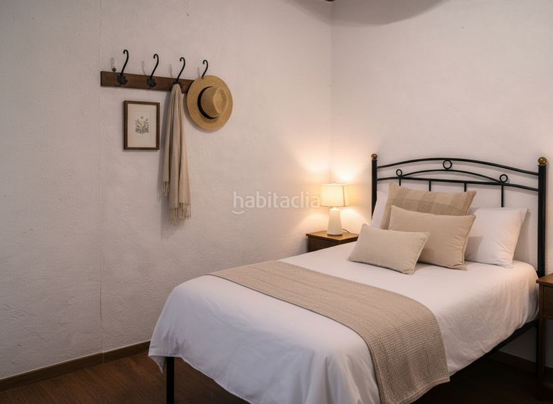 Foto ec8f42cf-3228-4e6c-931a-ef6a5a7cef98. Casa amb aparcament a Cañiza (A)