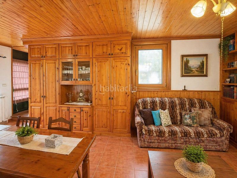 Foto 2454ea70-e0a1-42b8-942c-5903eecc9804. Casa amb xemeneia calefacció aparcament a Arbo