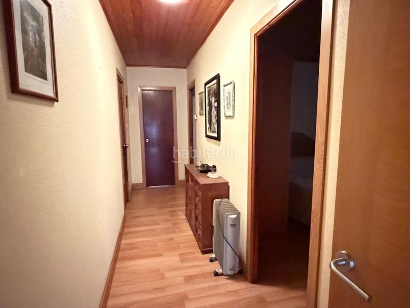 Foto 6fba83bb-0c0e-4f17-9d7a-081f4c7d389b. Casa amb xemeneia calefacció aparcament a Arbo