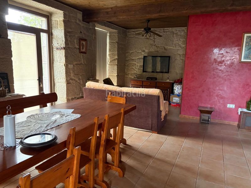 Foto adb834f1-d40d-4f38-a66a-2961097c7ec1. Casa amb xemeneia calefacció aparcament a Arbo