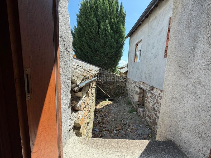 Foto 74f7a688-2fc8-4c50-ac76-9a0bfe393376. Casa a schiera con riscaldamento in San Xoán de Río