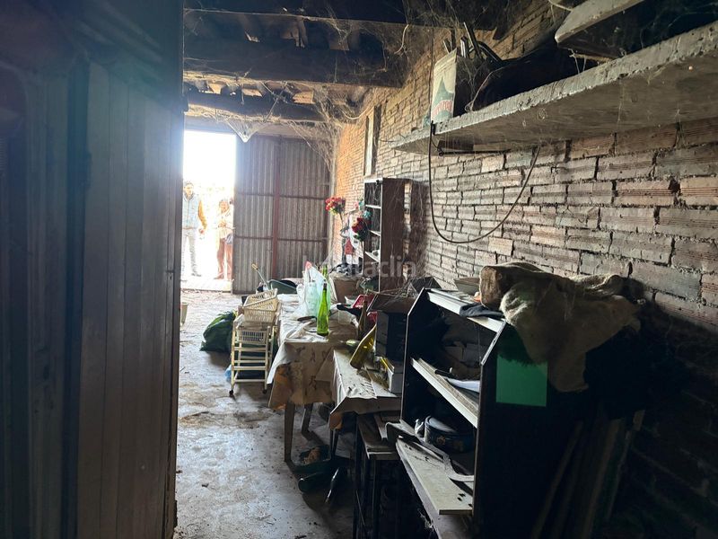 Foto 6d98ff73-7592-4675-b4ab-189eaa305c10. Casa adossada amb aparcament a Pobra de Trives (A)