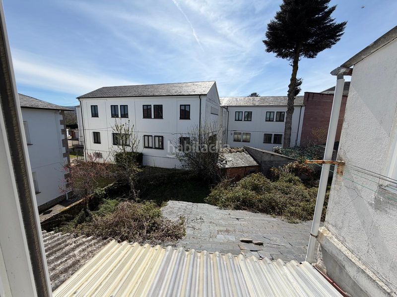 Foto 7ee6dfab-bc5e-415a-afd7-68026e5e9e33. Casa adossada amb aparcament a Pobra de Trives (A)