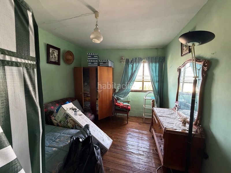 Foto db7e4a7a-6800-4722-a32e-5055bfaff016. Casa adossada amb aparcament a Pobra de Trives (A)