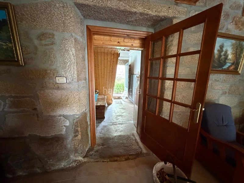 Foto 0a6a2085-69d2-4e5d-b73c-d11393d2e274. Casa adossada amb aparcament a Vilamarín