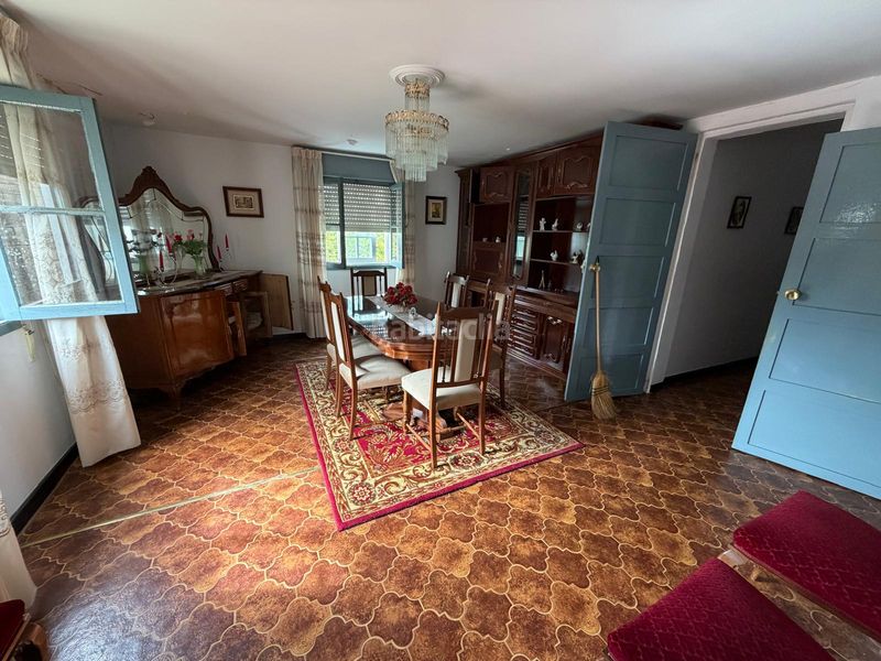 Foto 0b812230-5f35-4c71-a1ee-21f6e1e3d786. Casa adossada amb aparcament a Vilamarín