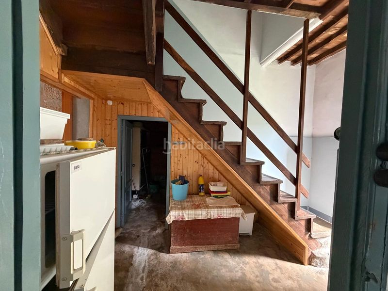 Foto c583ef28-0e2c-4815-b8af-a36633b8dee1. Casa adossada amb aparcament a Vilamarín