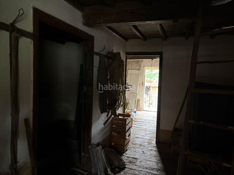 Foto 6aa4f096-6d38-49a1-8caf-8086babf0e44. Casa aparellada a Maside
