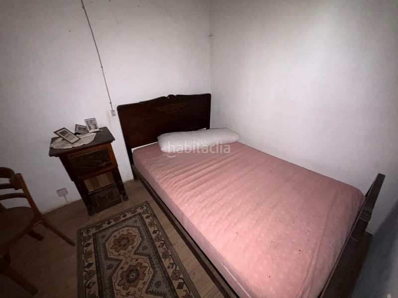 Foto 7a199573-7017-4c2e-a305-3dfe008a1cf9. Casa aparellada amb xemeneia a Cartelle