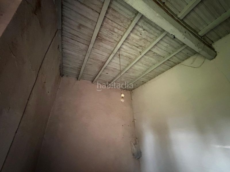 Foto bb694bb7-80f0-4d7f-a4d9-a87744791c8c. Casa aparellada amb xemeneia a Cartelle