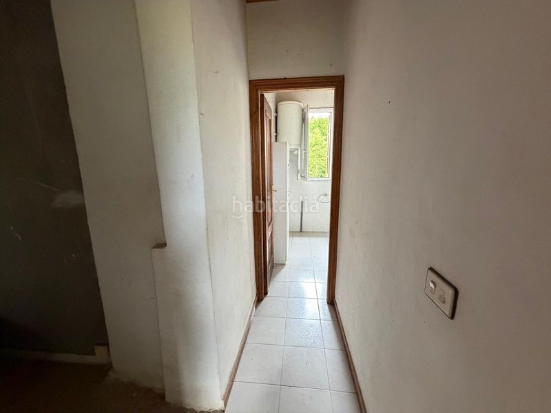Foto be51ac32-2f33-40db-bdd6-6017759de803. Casa aparellada amb xemeneia a Cartelle