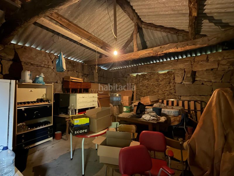 Foto c97c78a0-657a-4ded-9cd6-835d601544da. Casa aparellada amb xemeneia a Cartelle