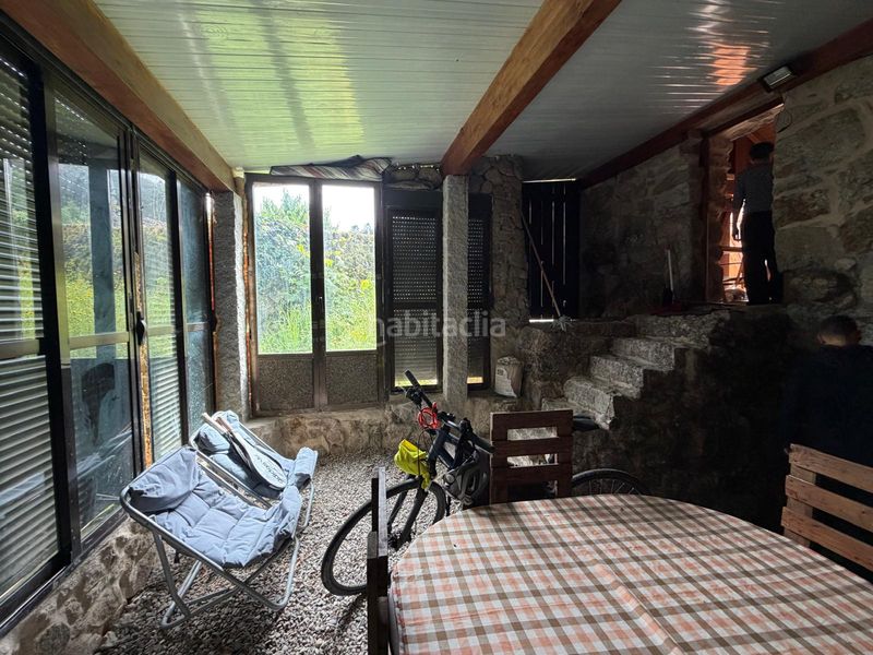 Foto ce1ae28f-6848-4ebf-87b1-3192181fba54. Casa amb xemeneia a Cañiza (A)