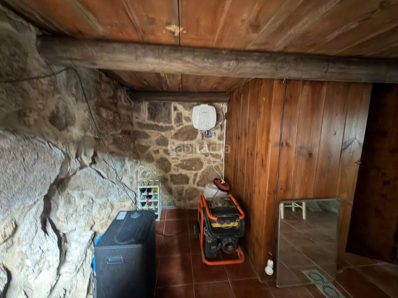 Foto fe10fd72-41e4-4528-a0f7-3d63b6a5aabe. Casa amb xemeneia a Cañiza (A)