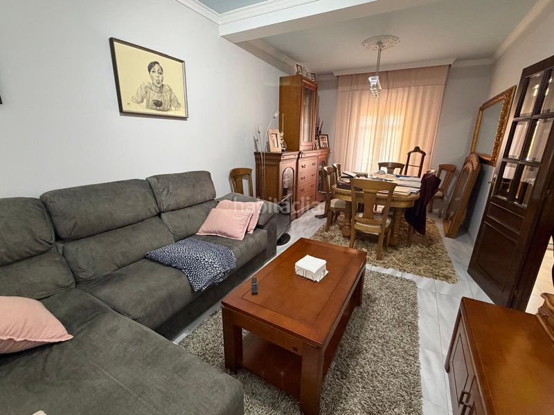 Foto 5836ea58-c858-43d4-bb8a-7985228ee907. Casa aparellada amb calefacció aparcament a Boiro