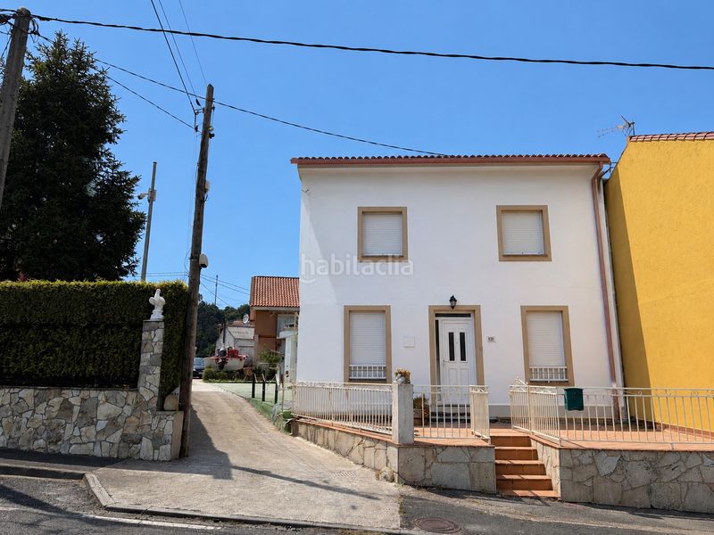 Foto c0ba6eca-4852-4a46-a716-ec63bc73dc5a. Casa aparellada amb calefacció aparcament a Boiro