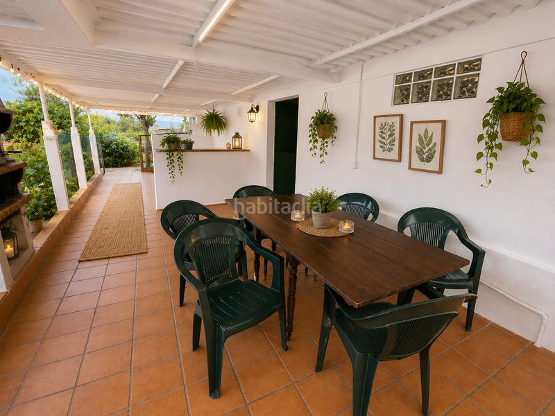 Foto cf4b93f3-01c1-47e9-a568-6ca396d9db80. Casa aparellada amb calefacció aparcament a Boiro