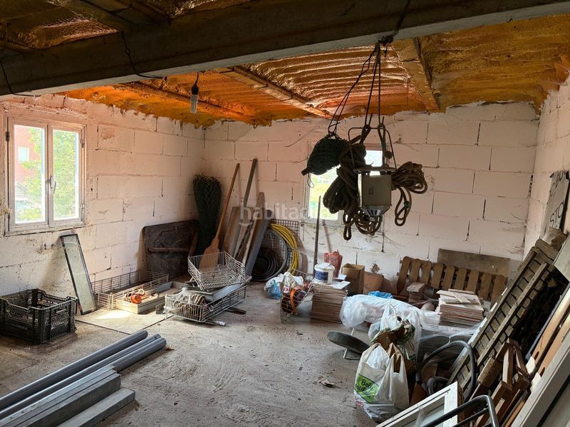 Foto e9967740-5a88-4faa-8a72-3a1c8edca58f. Casa aparellada amb calefacció aparcament a Boiro