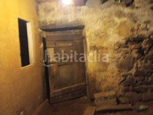 Foto 519239ef-10b3-46c8-a103-5ca40d15ea0d. Casa aparellada amb calefacció aparcament a Ponteareas