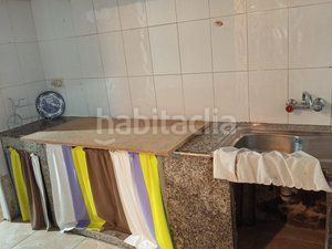 Foto ffbf6c25-b121-4711-a1c0-89832482e0b0. Casa aparellada amb calefacció aparcament a Ponteareas