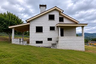 Xalet a Salceda de Caselas. Chalet independiente en construcción