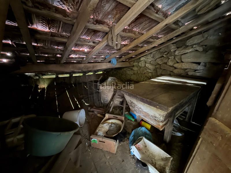 Foto 12627638-bdf9-4a2d-a804-b5596d8fe5fe. Casa amb aparcament a Covelo (O)