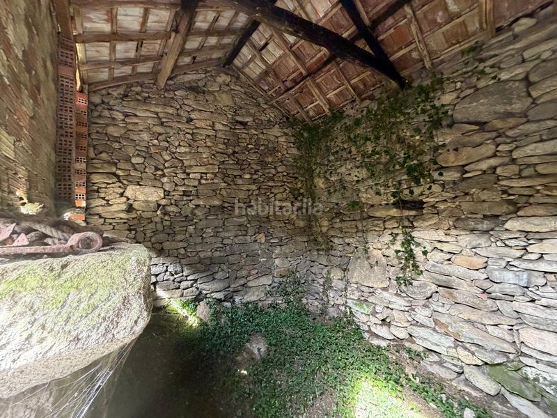 Foto 4a175869-ce6d-4047-9941-f8d0e672d910. Casa amb aparcament a Covelo (O)