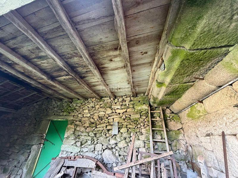 Foto 6d3e3a45-50ad-4dce-bea6-1b5844ff02f2. Casa amb aparcament a Covelo (O)
