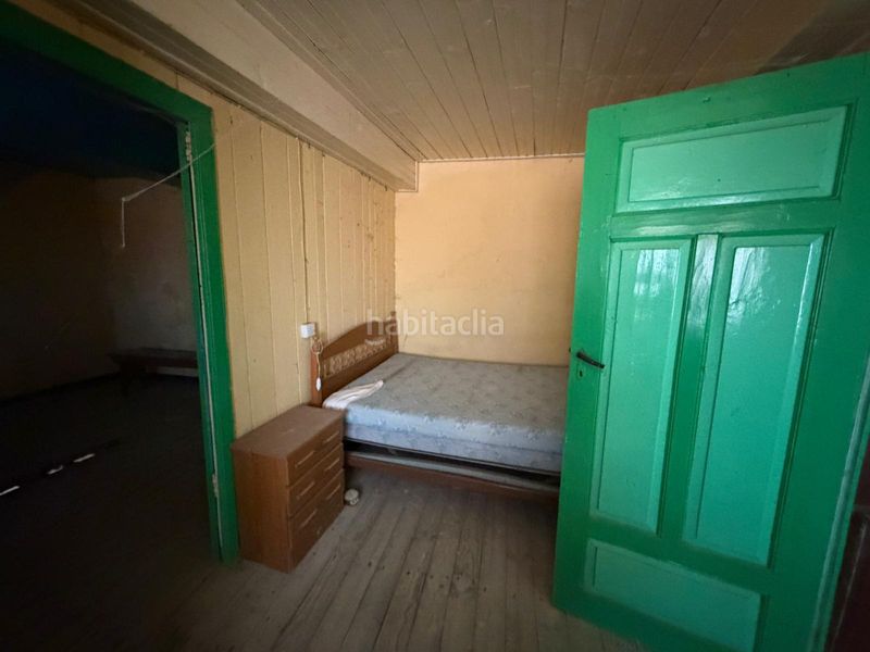 Foto c0b3ef77-6b60-4fd2-8d30-54bcbcc12a21. Casa amb aparcament a Covelo (O)