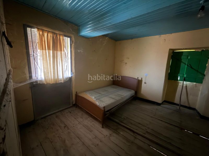 Foto dba89c1f-cec6-4f72-b368-d0ff8fbc6961. Casa amb aparcament a Covelo (O)