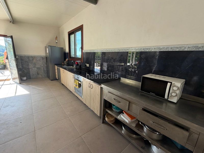 Foto a1414dbe-2dac-43b4-bf85-997ce39db4f6. Casa aparellada amb calefacció aparcament a Mondariz
