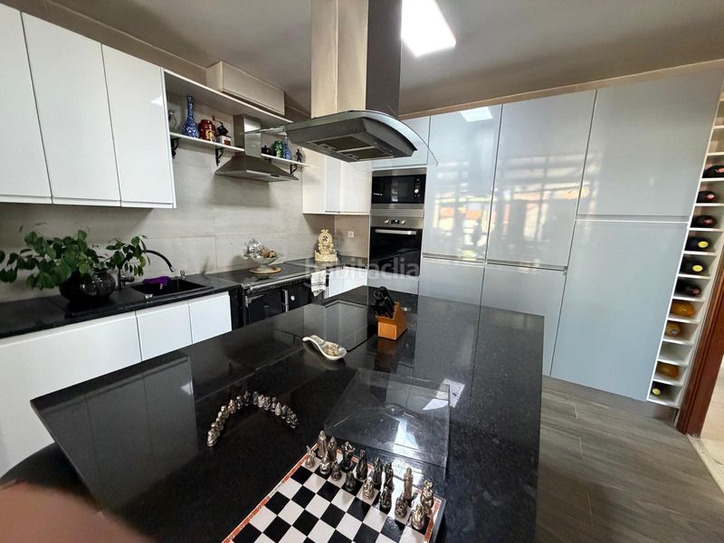 Foto f8a42bd0-5261-4ee7-baa0-e3682773cfe2. Casa aparellada amb calefacció aparcament a Mondariz