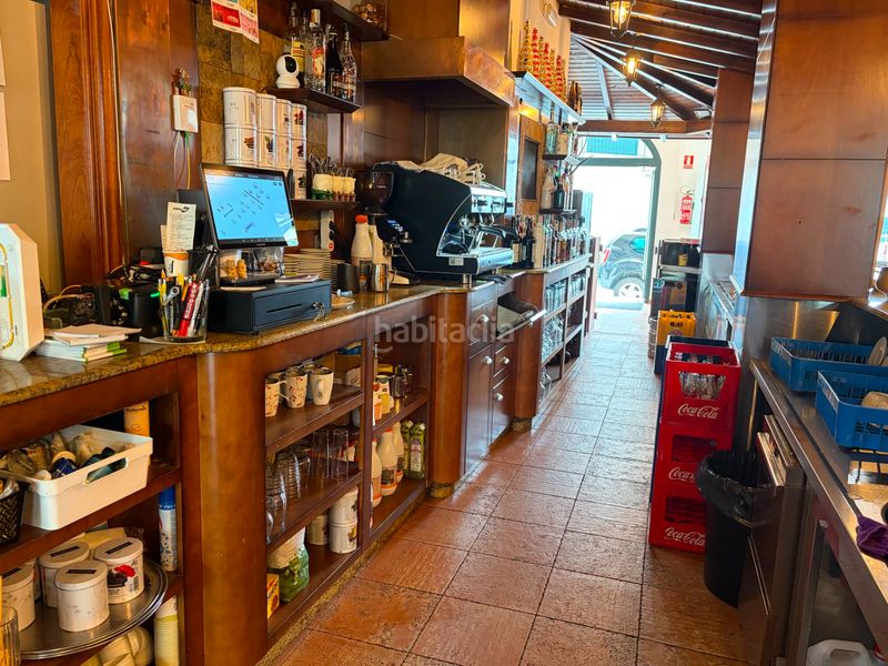 Foto c224e1a2-bb70-49fb-8fb4-bf7bbf902711. Local comercial amb calefacció a Cañiza (A)